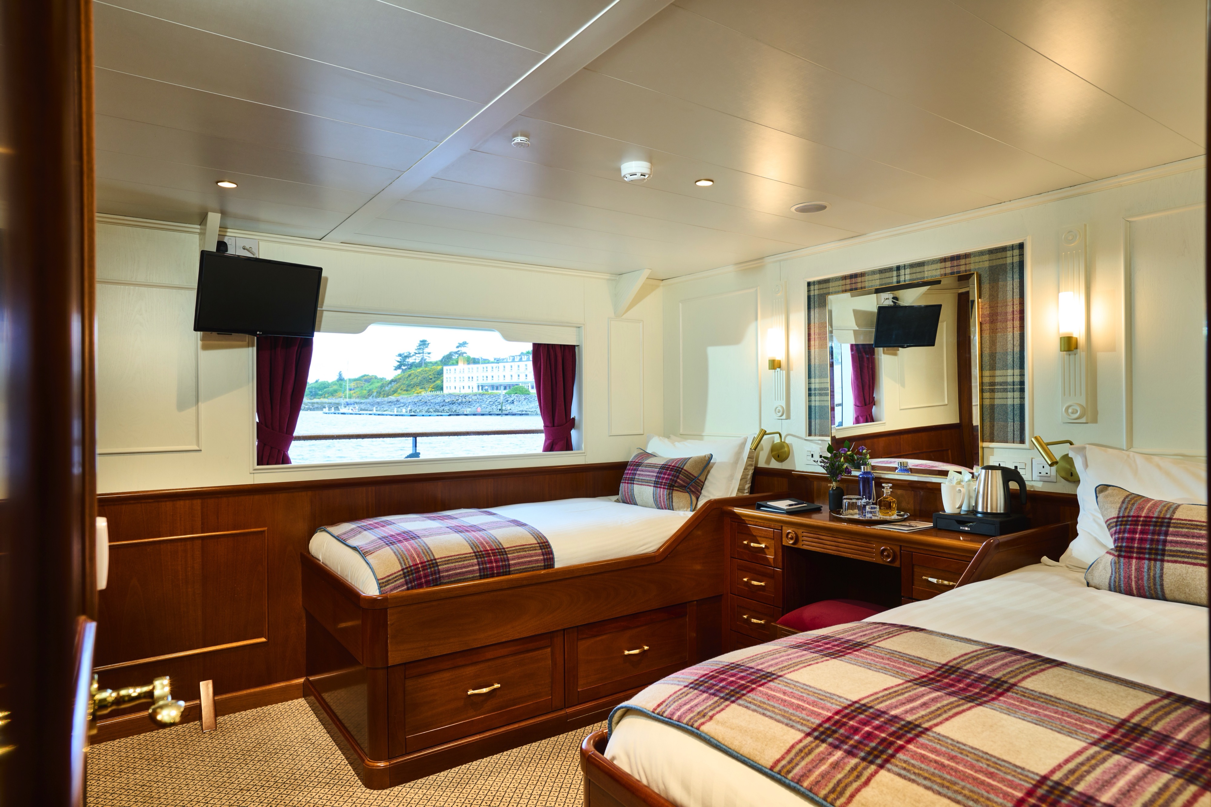 Category 1 Deluxe Cabin