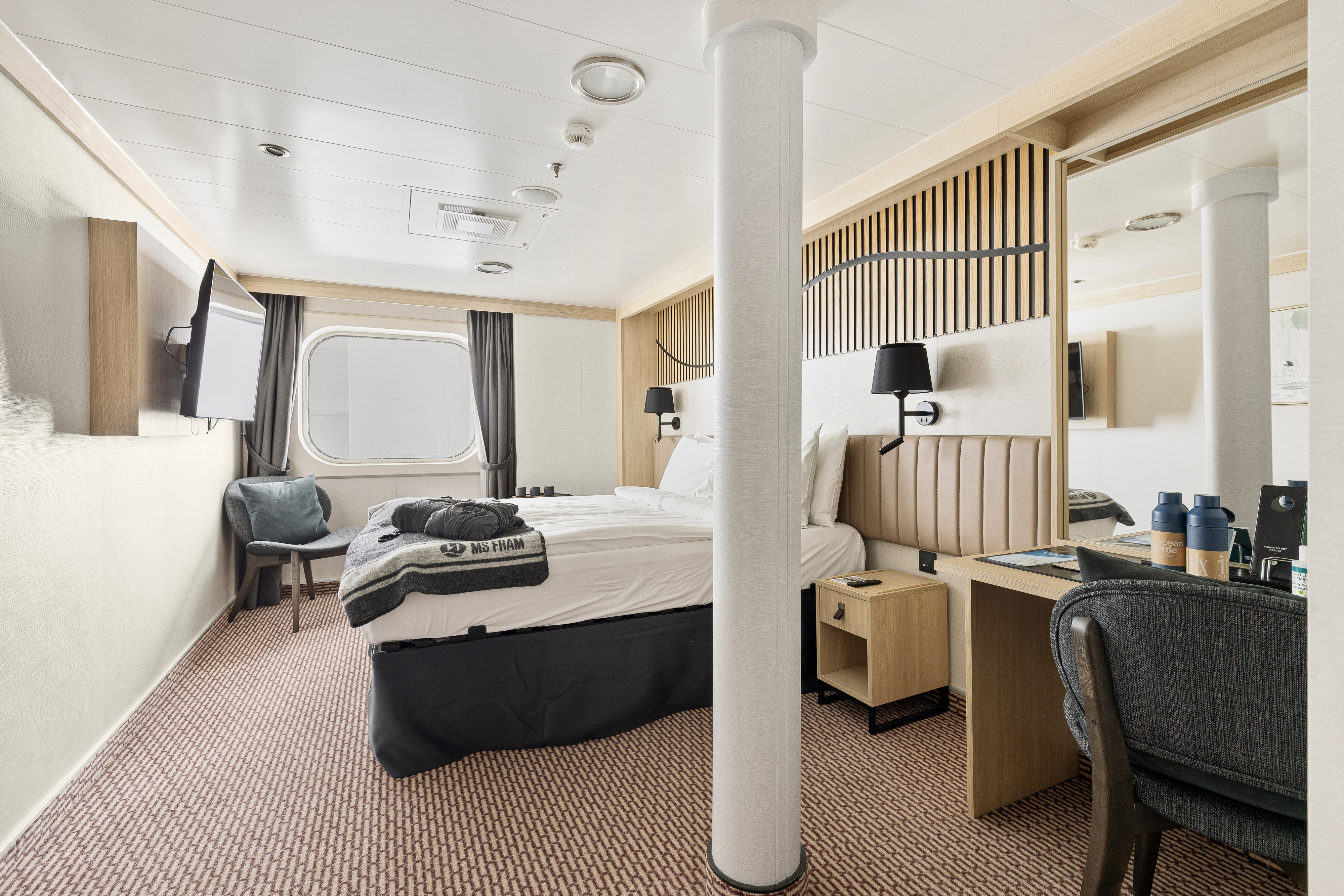 HX Hurtigruten Expeditions MS Fram Polar Outside Outside Cabin FJ 1 ©Espen Mills.jpg