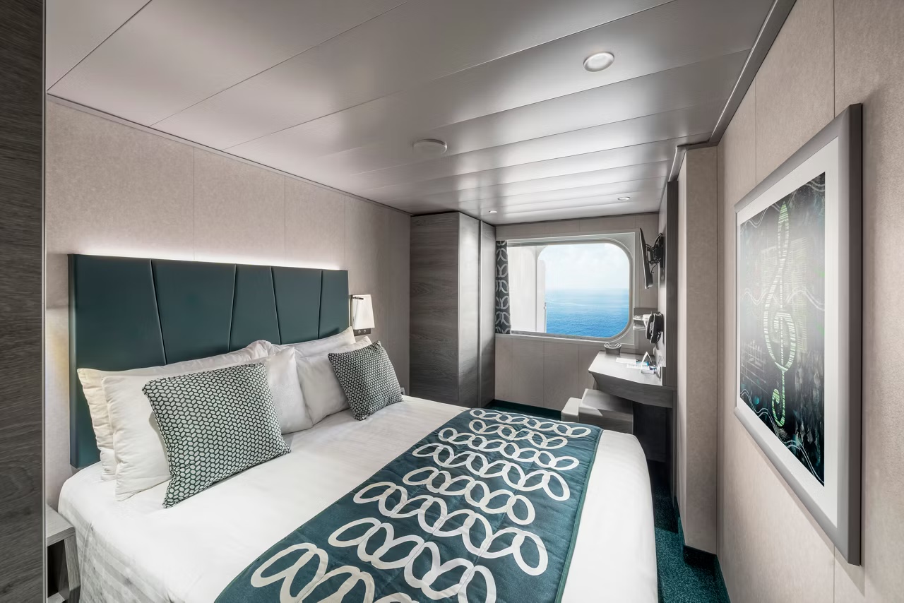 Junior Ocean View with Obstructed View