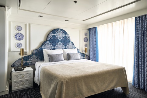 Marella Cruises Marella Voyager Voyager Suite ©Tom Fallon 10.jpg