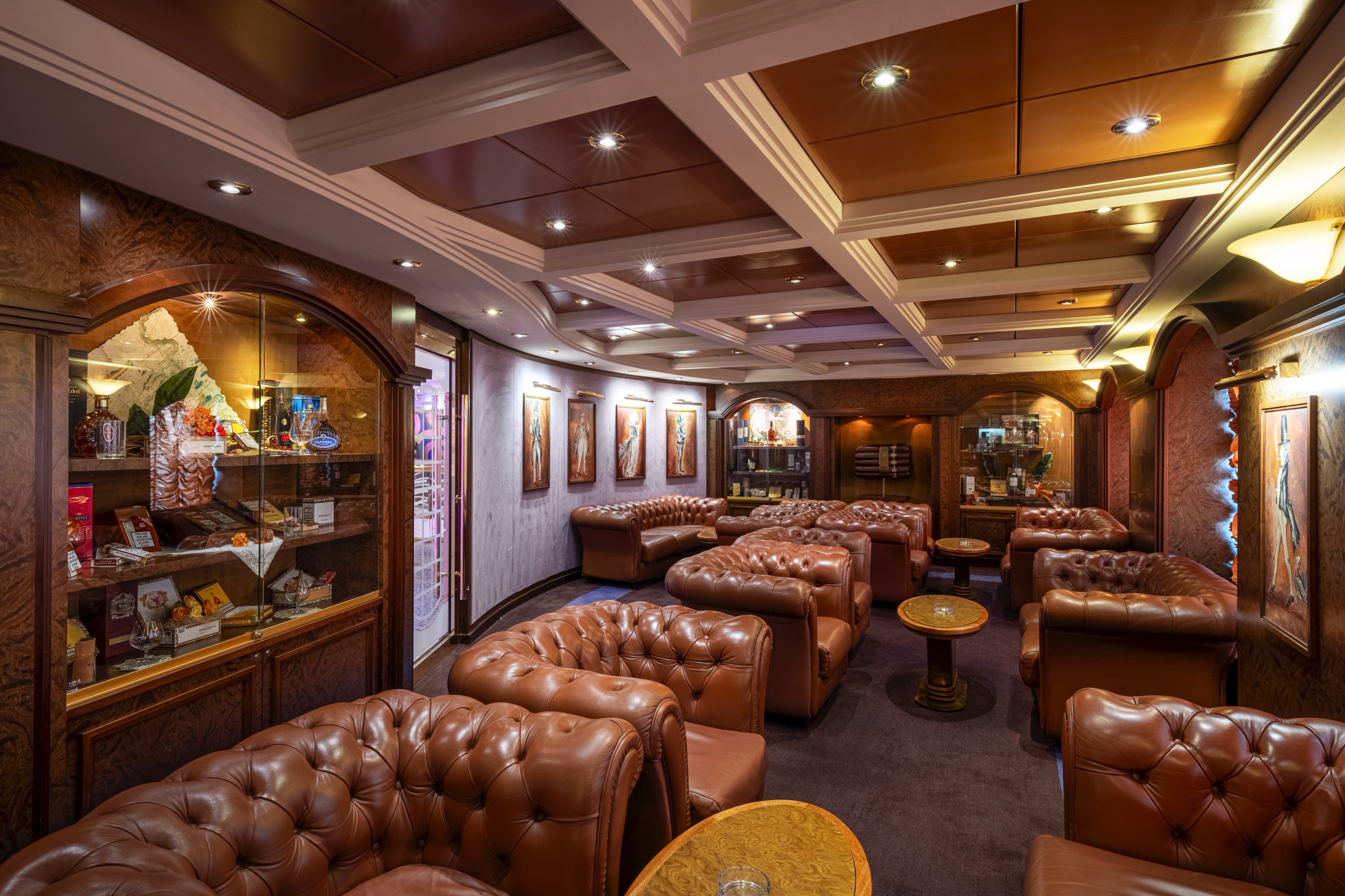 La Cubana Cigar Lounge