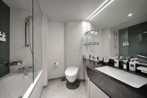 MSC Cruises MSC World America MSC Yacht Club Duplex Suite ©MSC Rights, Ivan Sarfatti 5.jpg