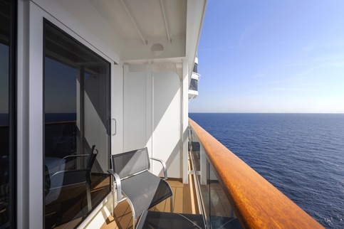 MSC Cruises MSC World America Deluxe Balcony Aurea BA ©MSC Rights, Ivan Sarfatti 1.jpg