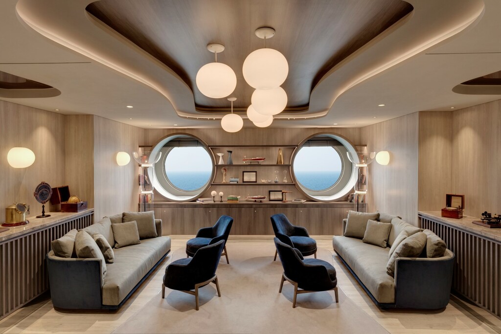 Med Yacht Club