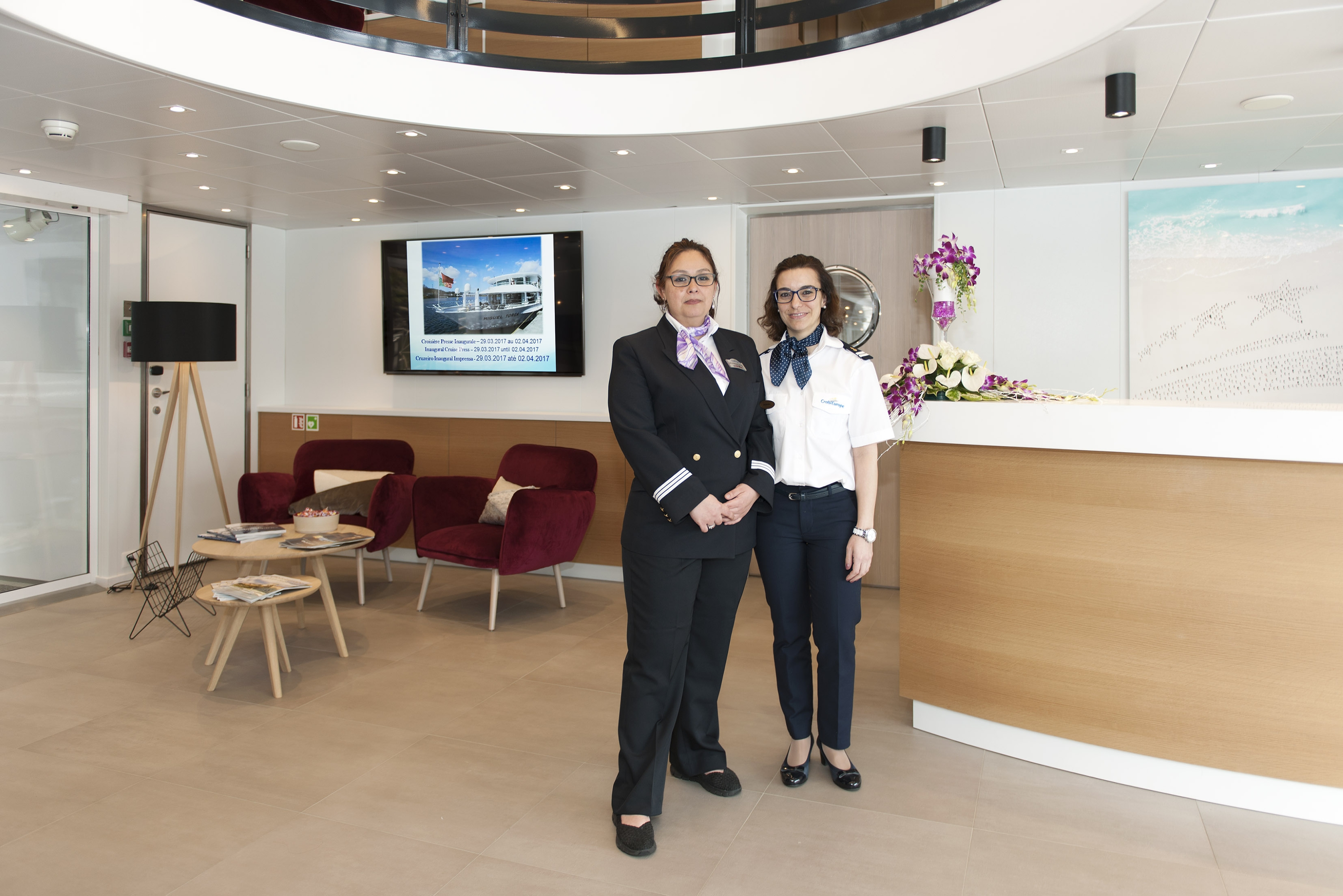 Merck Reception Tour | Porto and the Douro Valley (port-to-port cruise) | CroisiEurope ...
