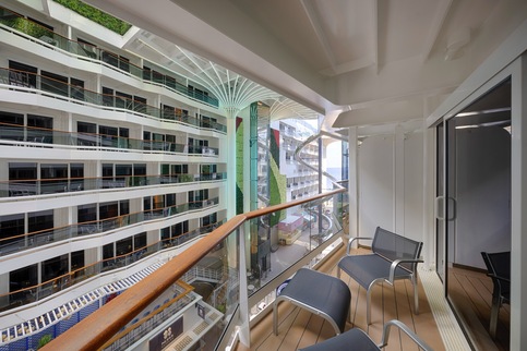 MSC Cruises MSC World America Deluxe Balcony with Promenade View PR2 ©MSC Rights, Ivan Sarfatti 1.jpg