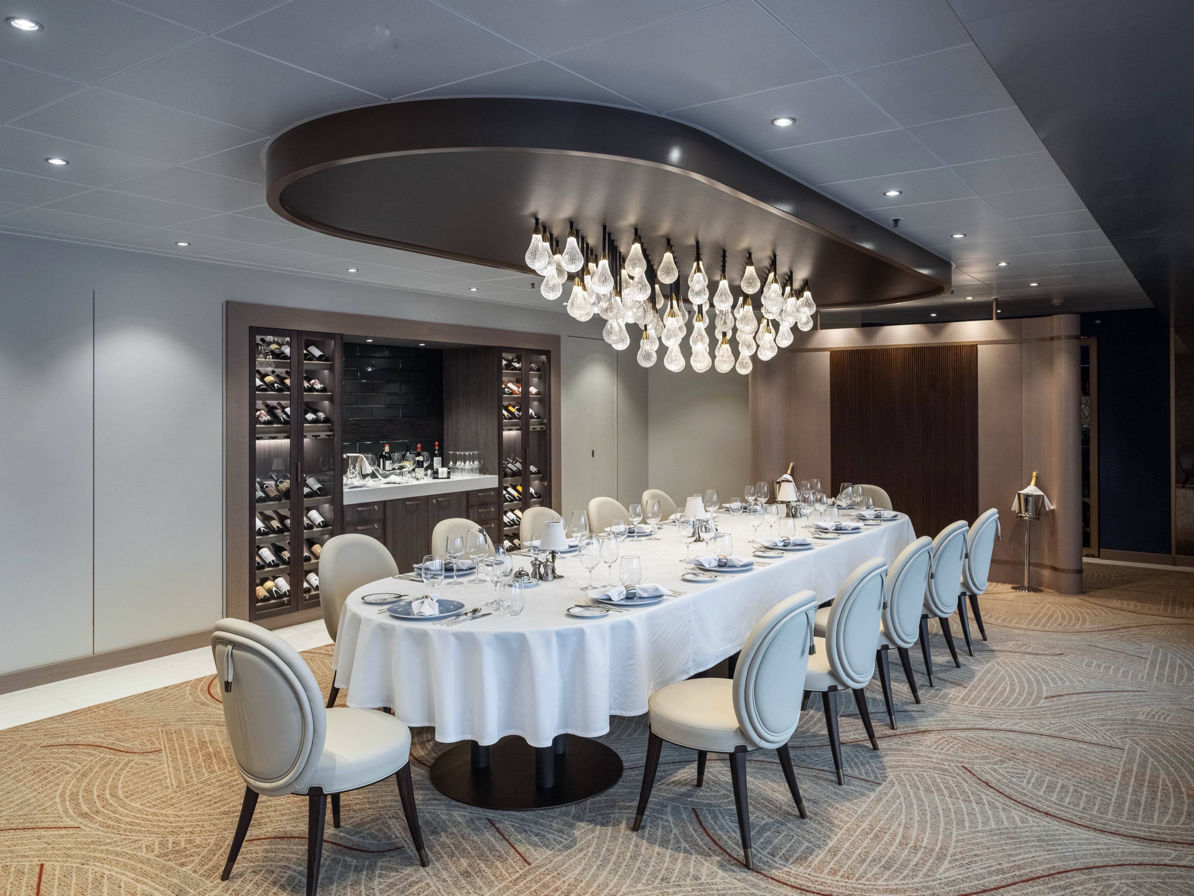 Ambassador Cruises | Ambassador Cruise Line | Cruise118.com
