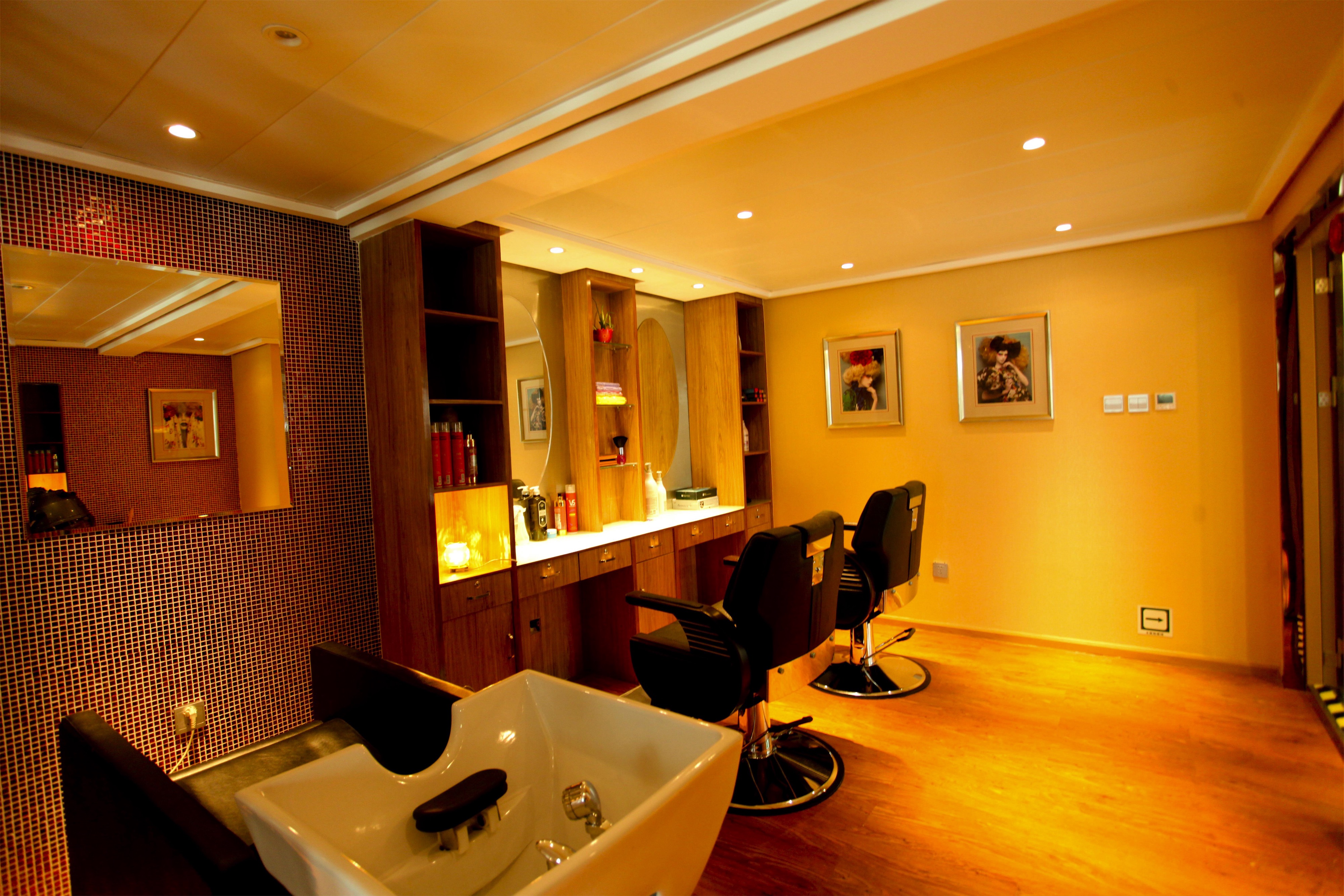 Beauty Salon