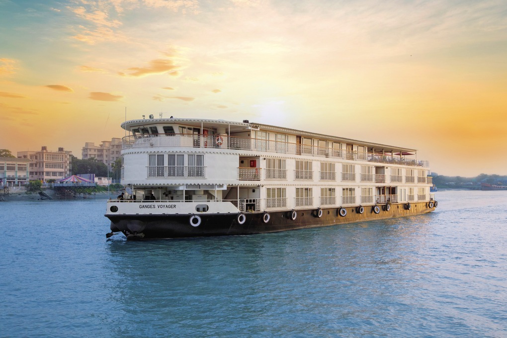 RV Ganges Voyager ship image