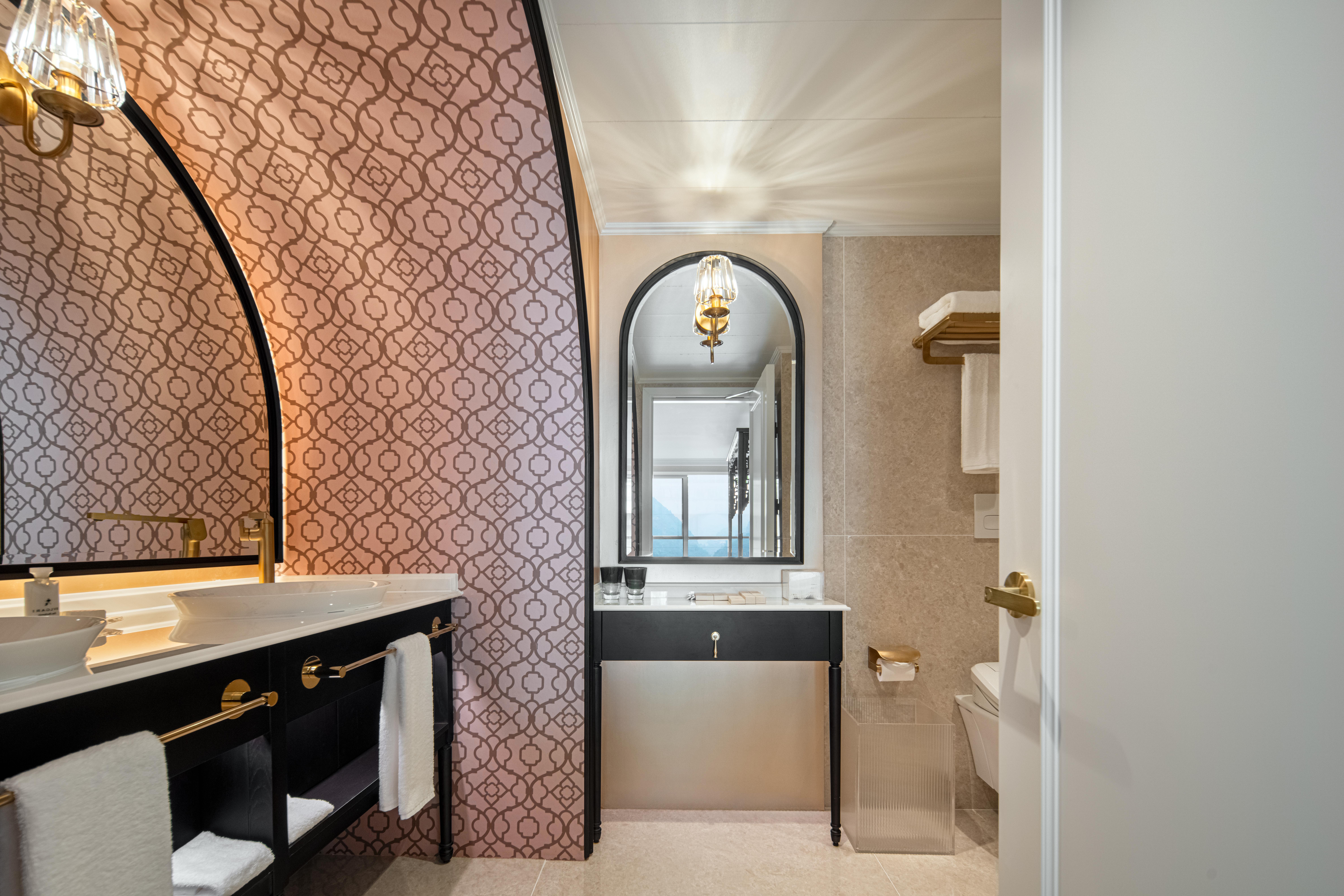 Suite cabin