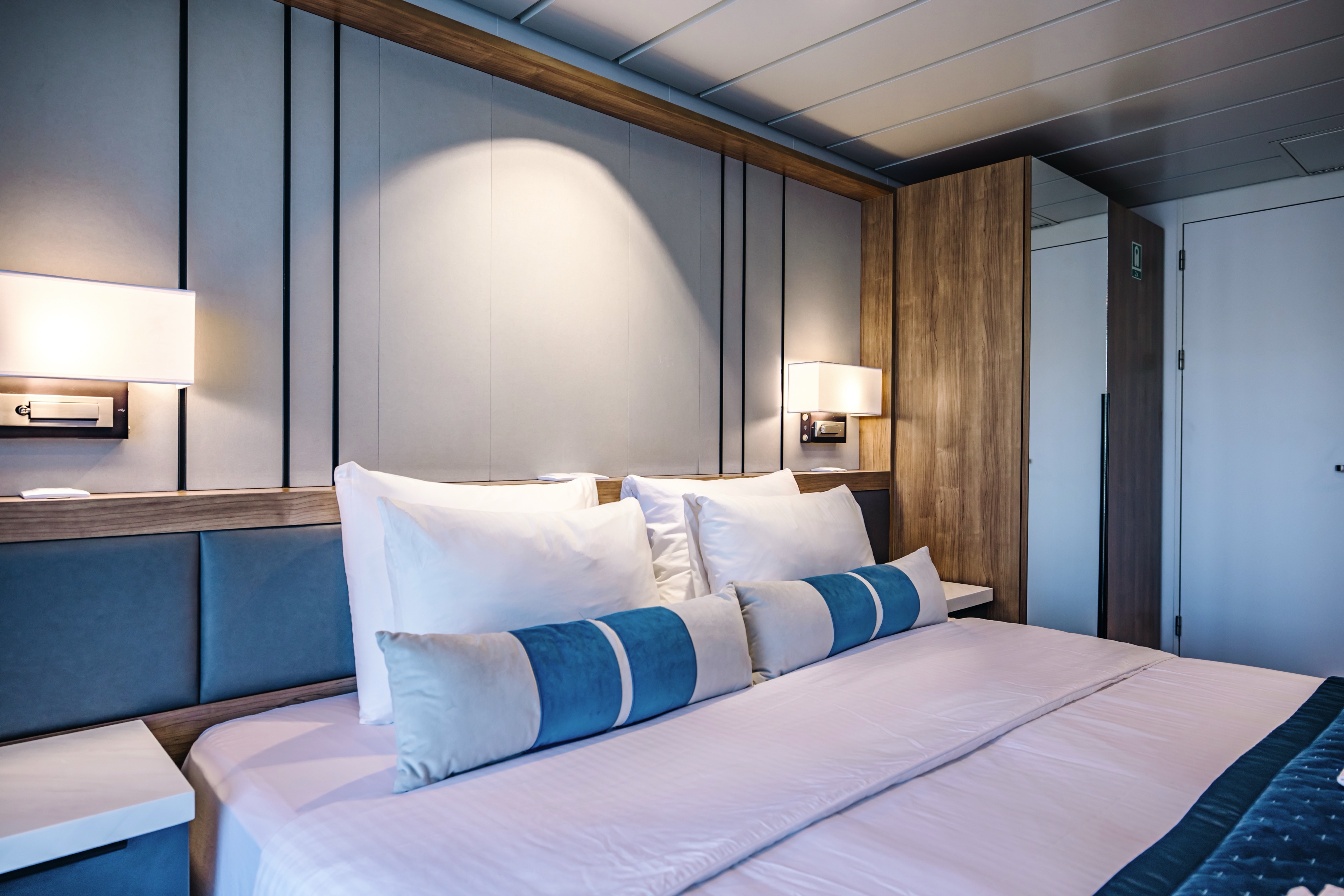 Polar Latitudes Expeditions Ocean Victory Cabin Cat C ©Polar Latitudes Expeditions 4.jpg