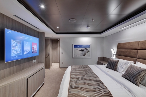 MSC Seaview - MSC Yacht Club Royal Suite 3, MSC Rights, Ivan Sarfatti.jpg