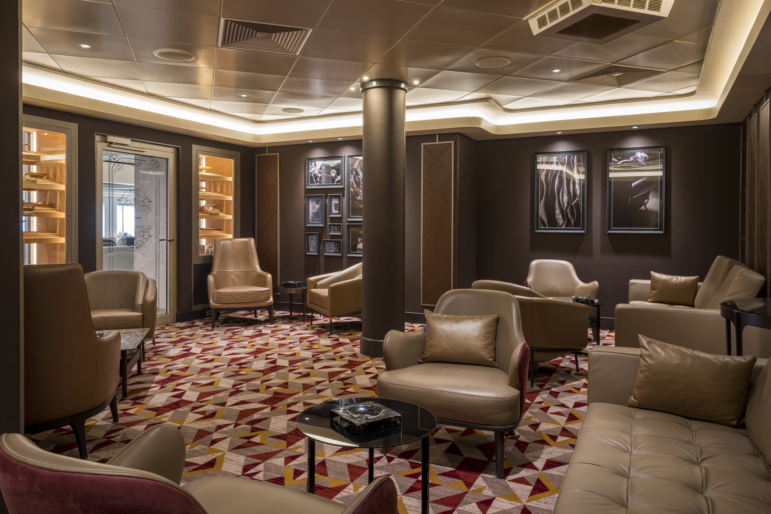 Corona Cigar Club