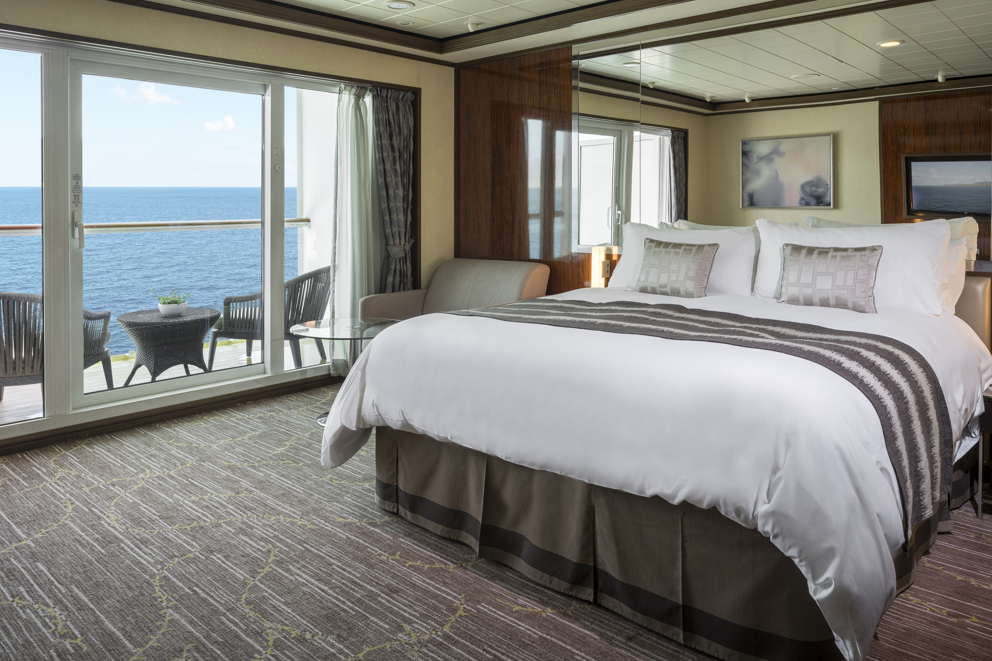 Norwegian Gem - Balcony, Credit. Alexander Rudolph.jpg