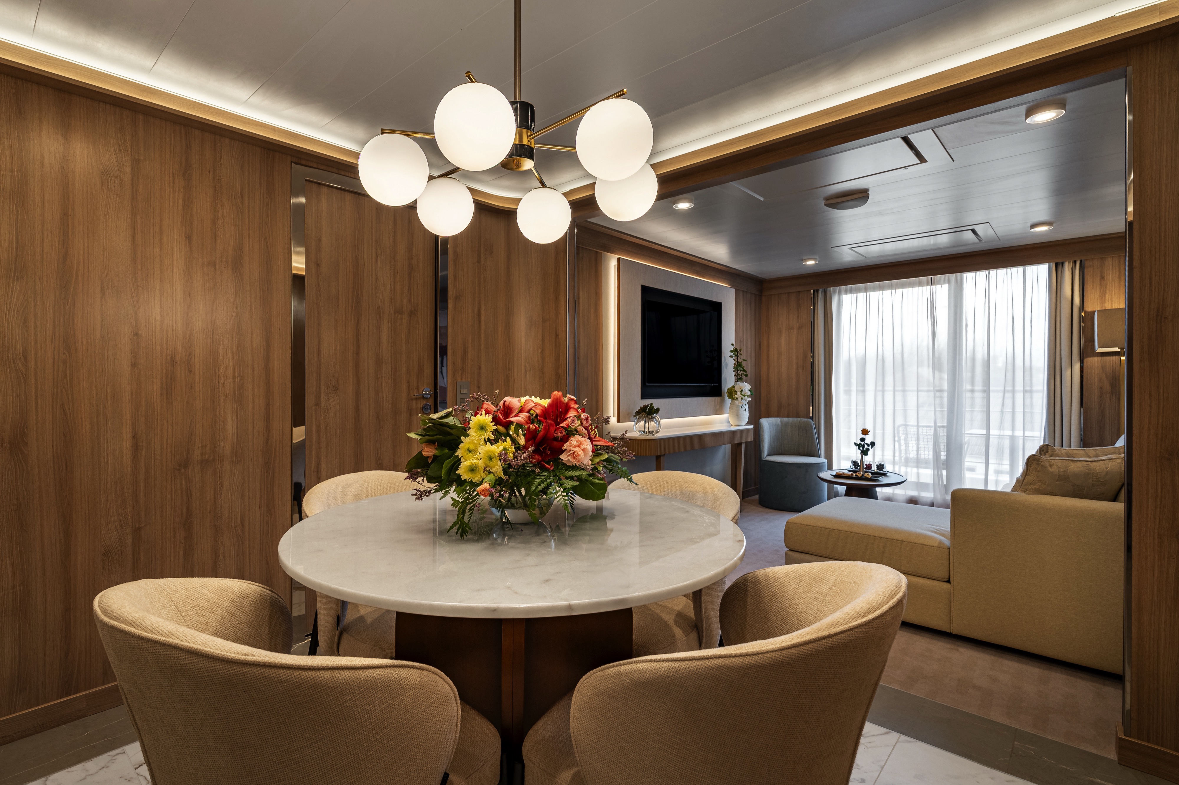 Suite cabin