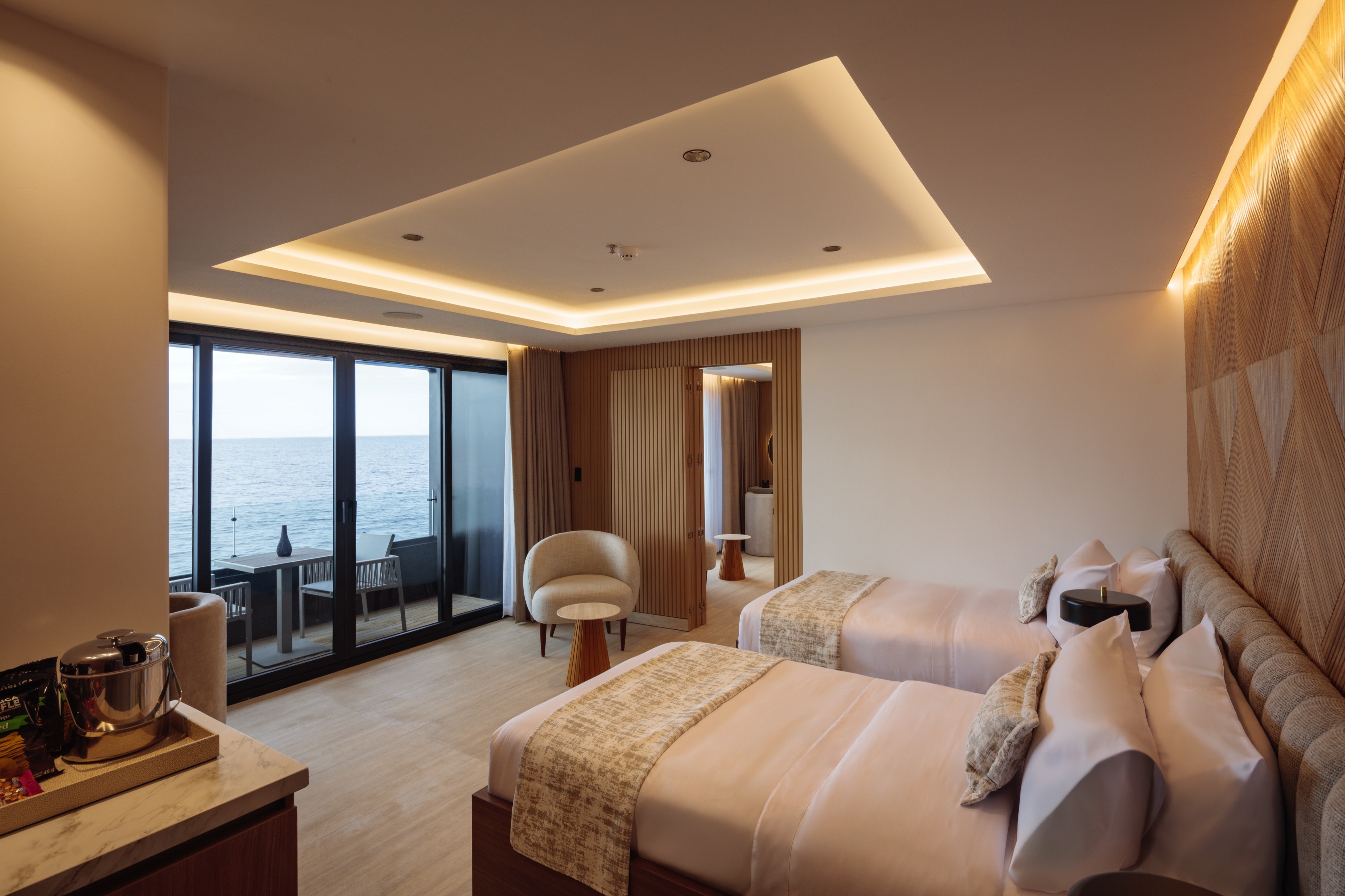 Double Suite
