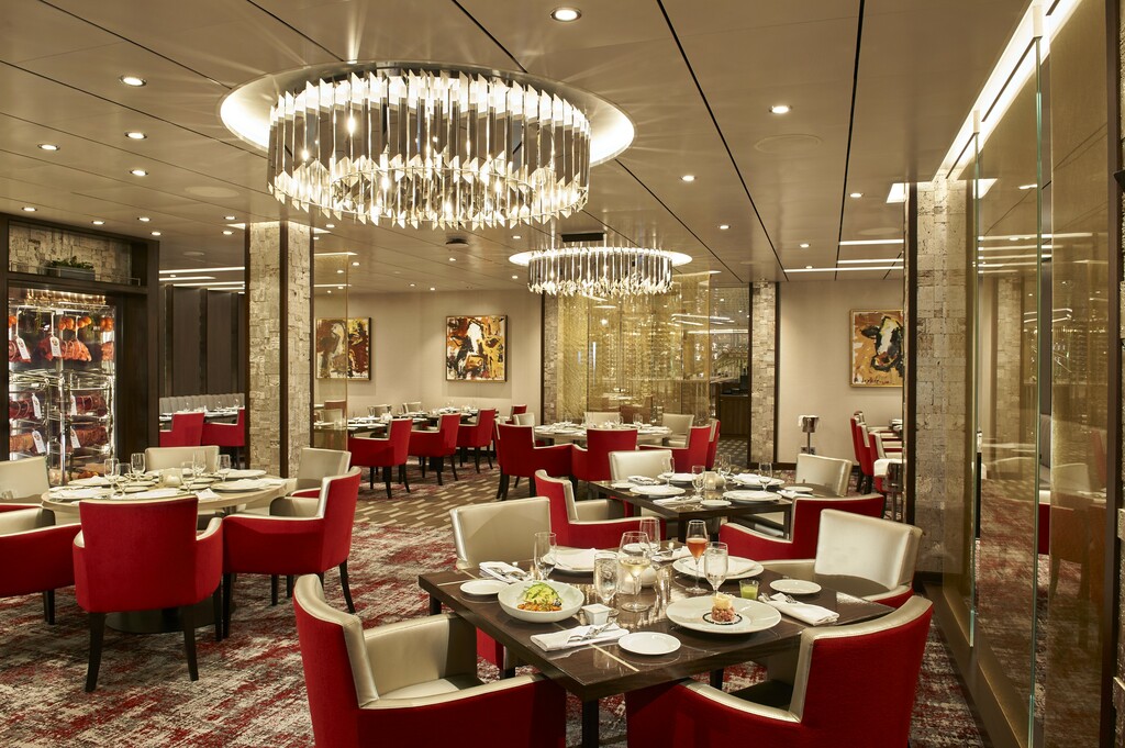 Fahrenheit 555™ Steakhouse