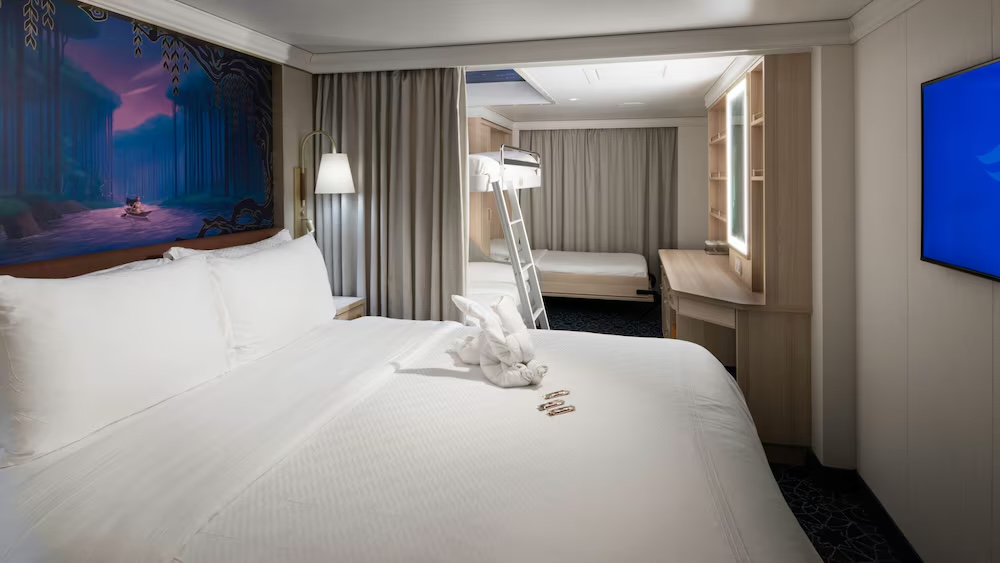 Deluxe Family Oceanview Stateroom