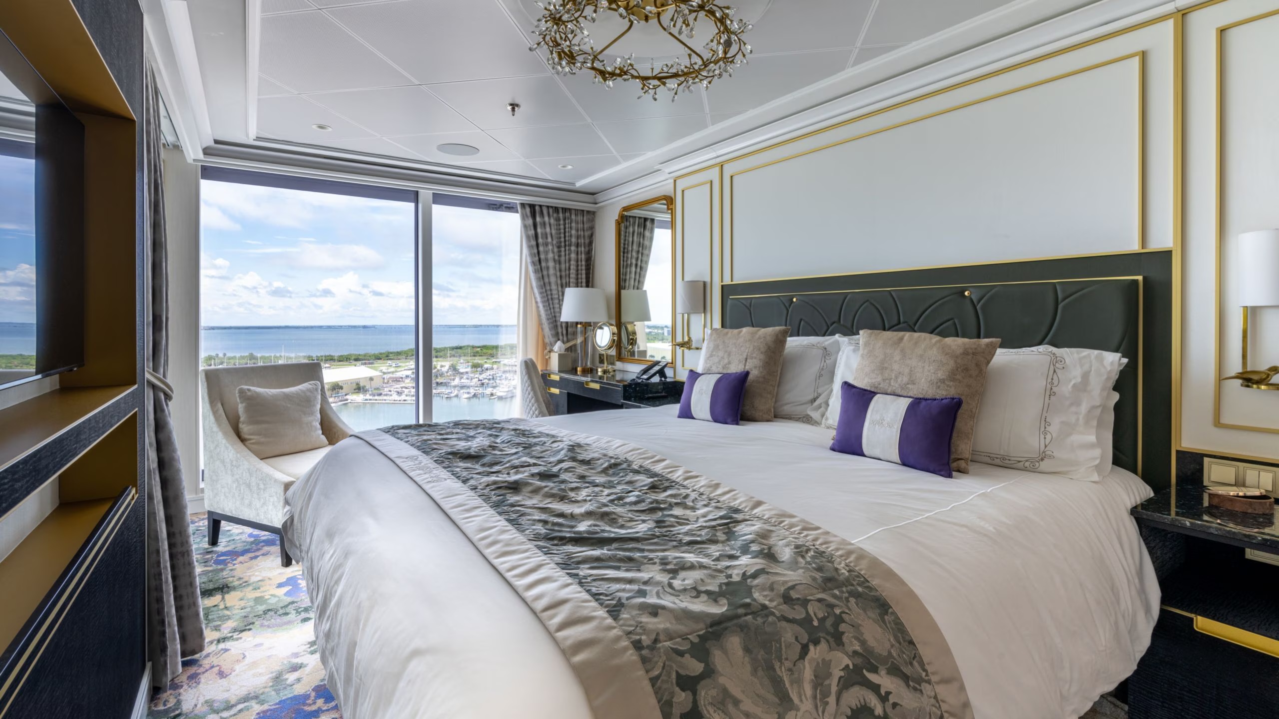 Disney Wish Royal Suite 2 B © 2026 Disney. All Rights Reserved. Ships’ Registry   The Bahamas.