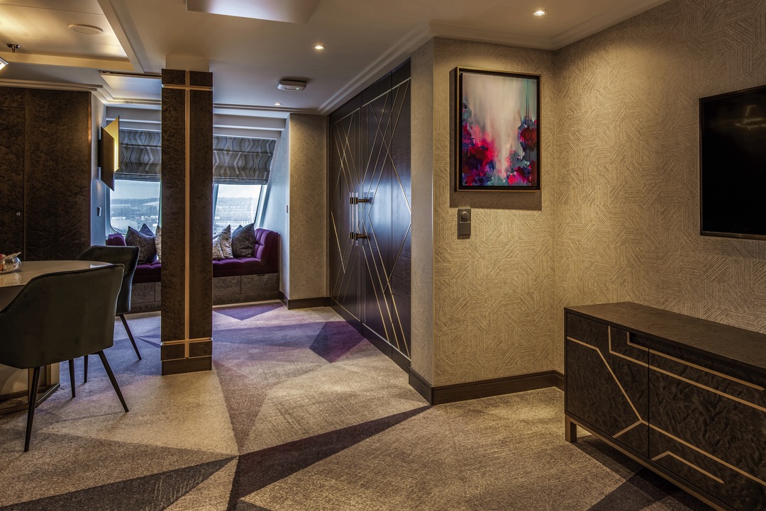 forward suite with balcony the forward suites on spirit of adventure ...