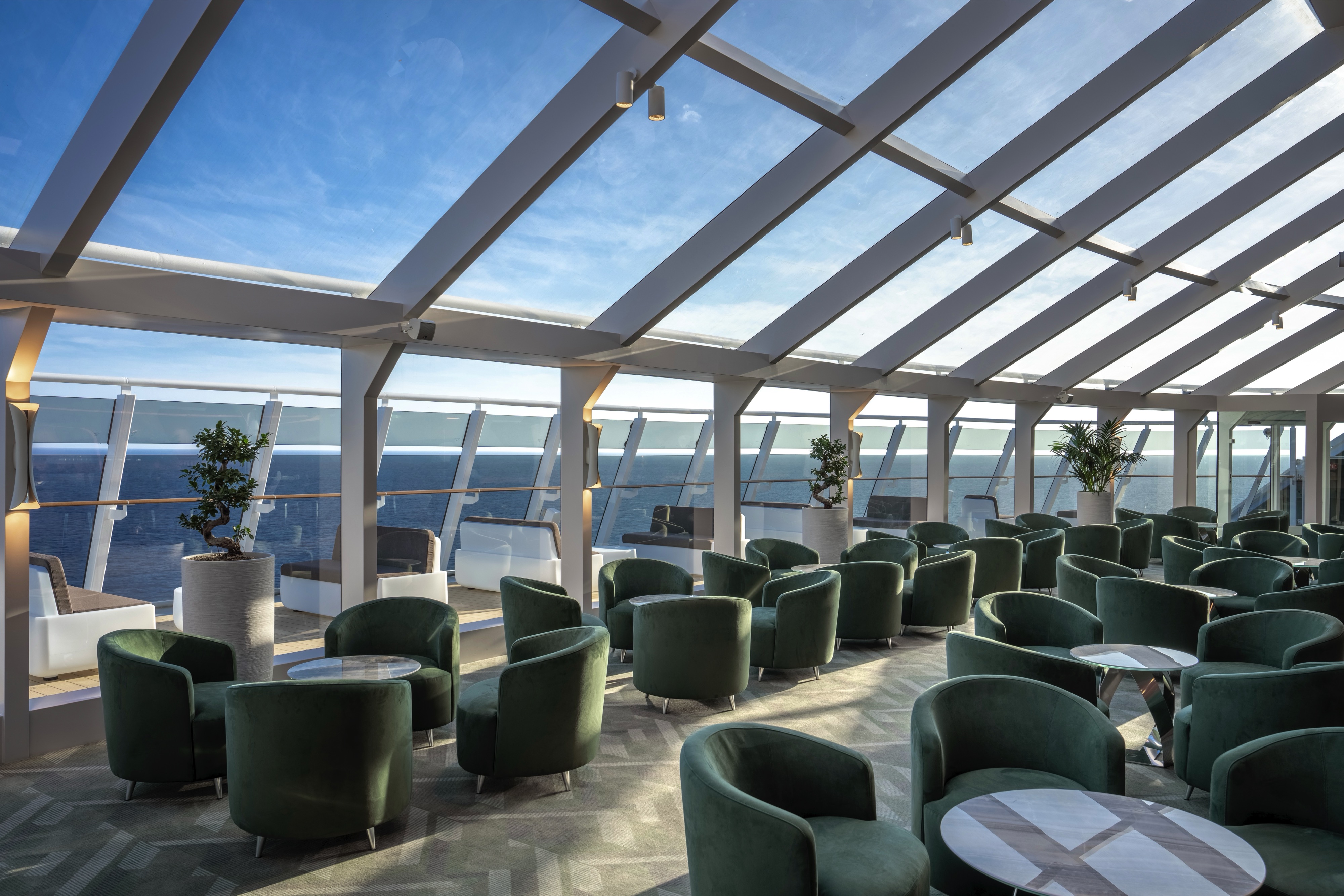 MSC Yacht Club Top Sail Lounge