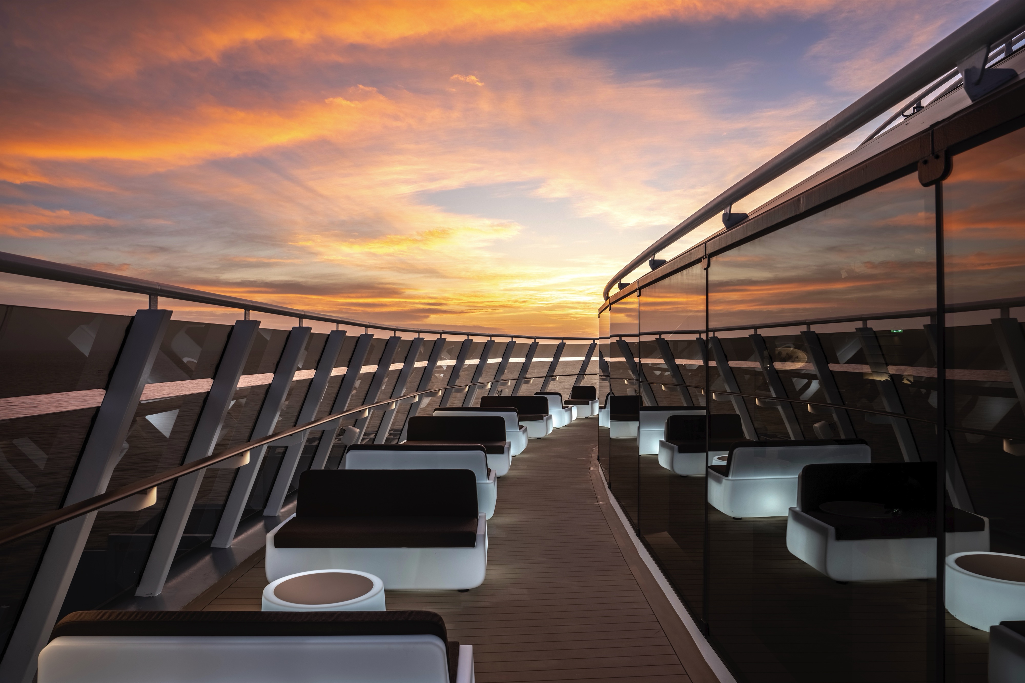 MSC Yacht Club Top Sail Lounge