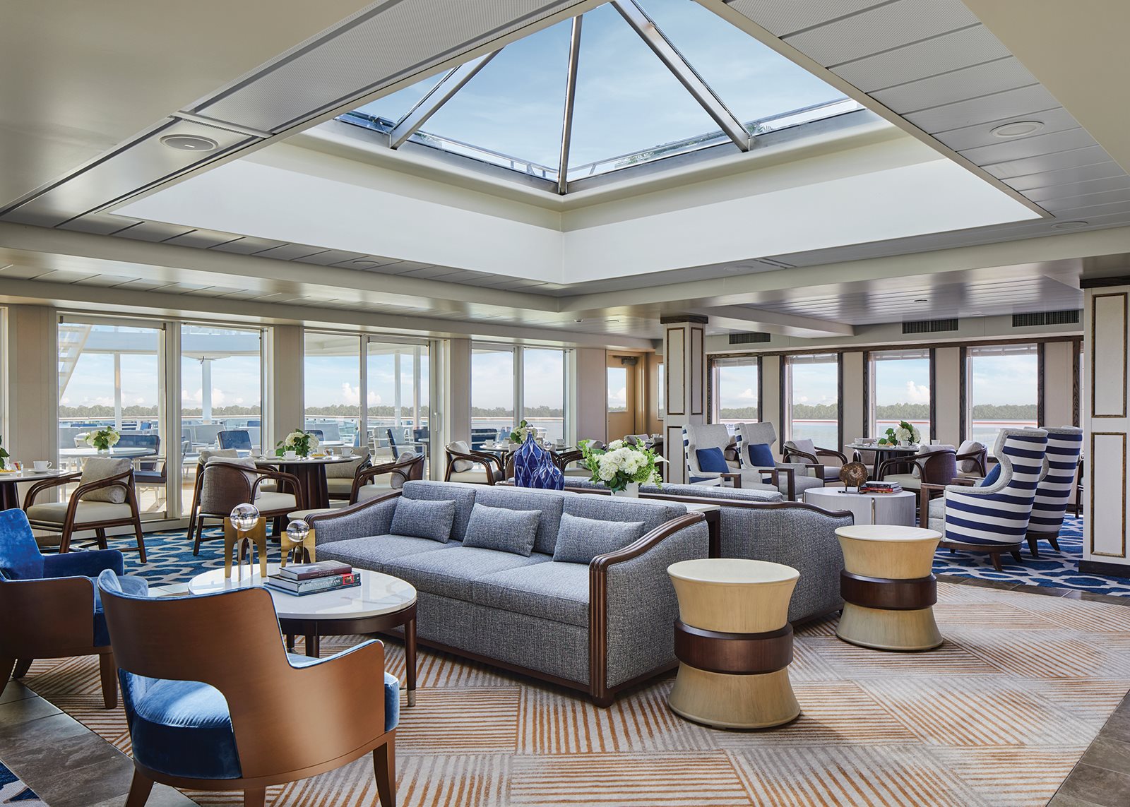 Sky Lounge