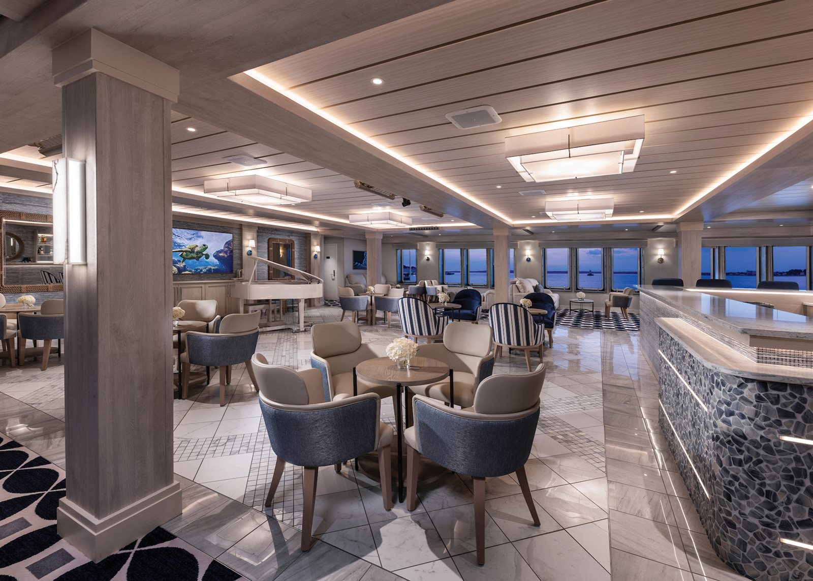 Chesapeake Lounge