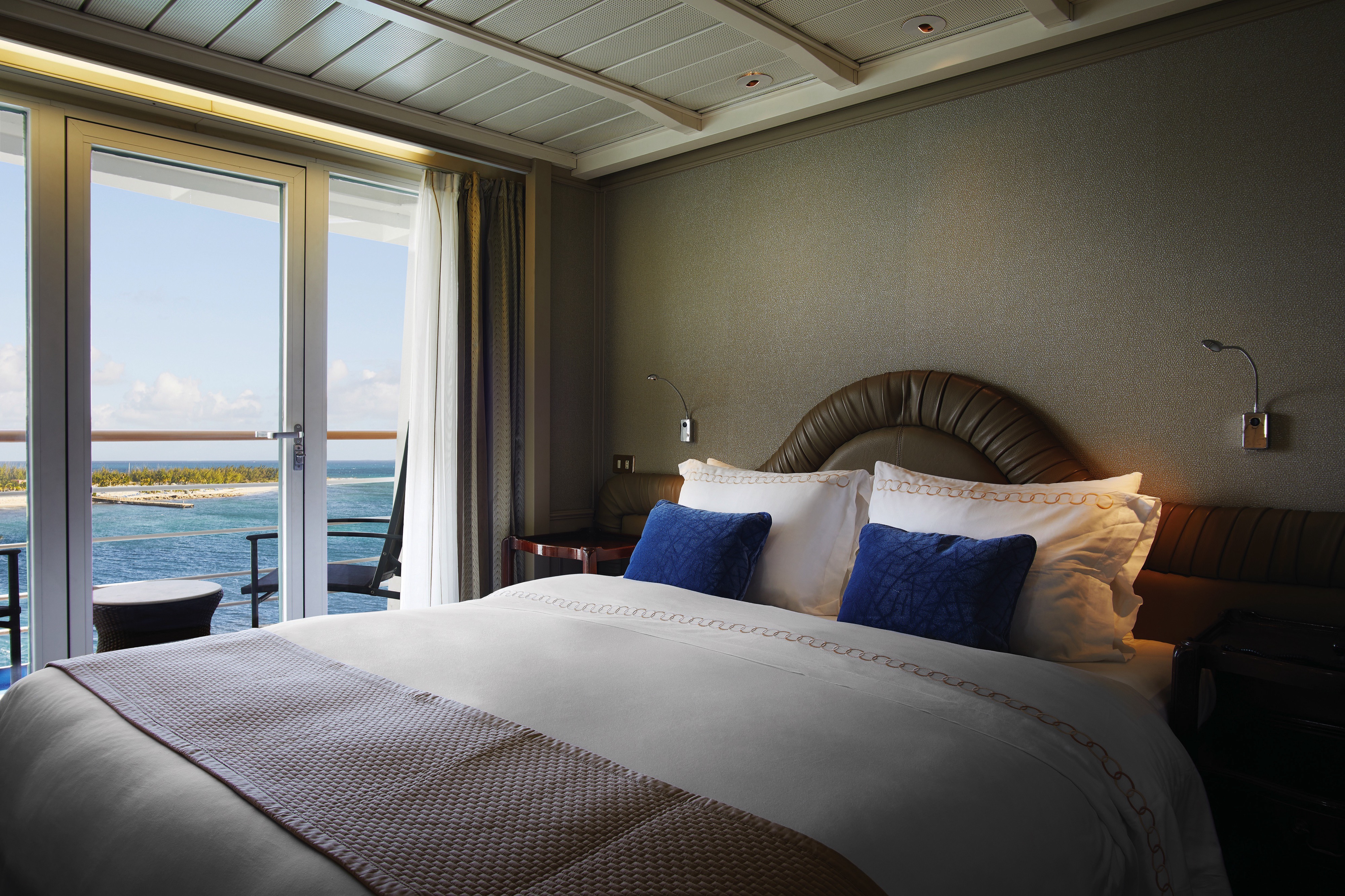 Silversea Cruises Silver Wind Grand Suite Bedroom ©Silversea Cruises Ltd.jpg