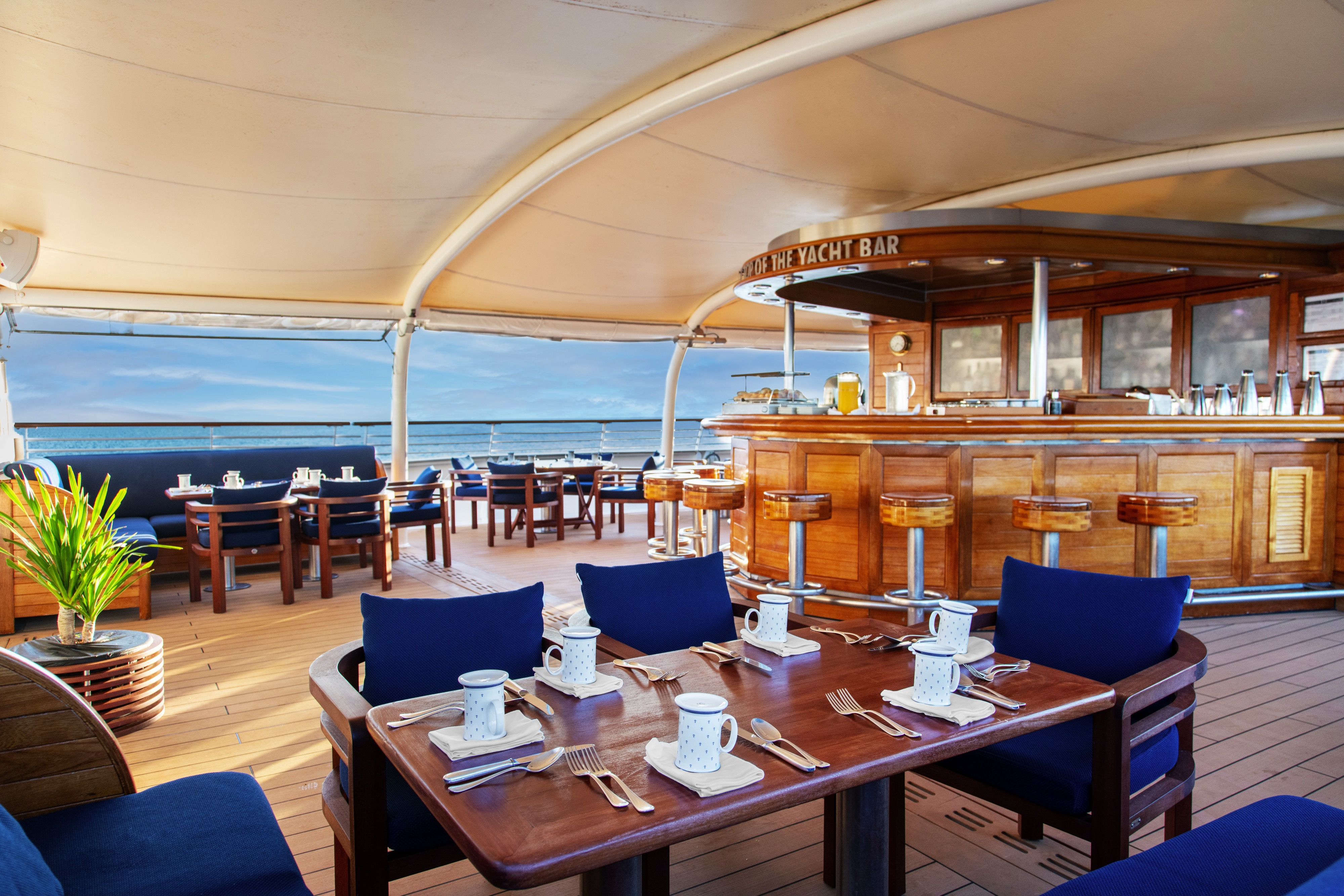 Top of the Yacht Bar