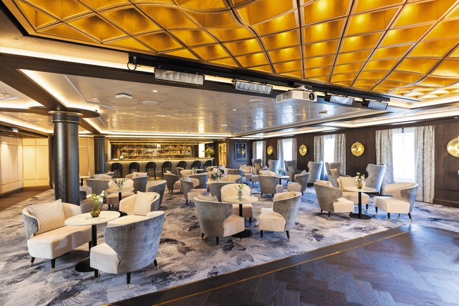 Meridian Lounge