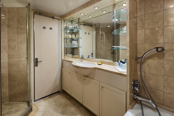 Penthouse Suite
