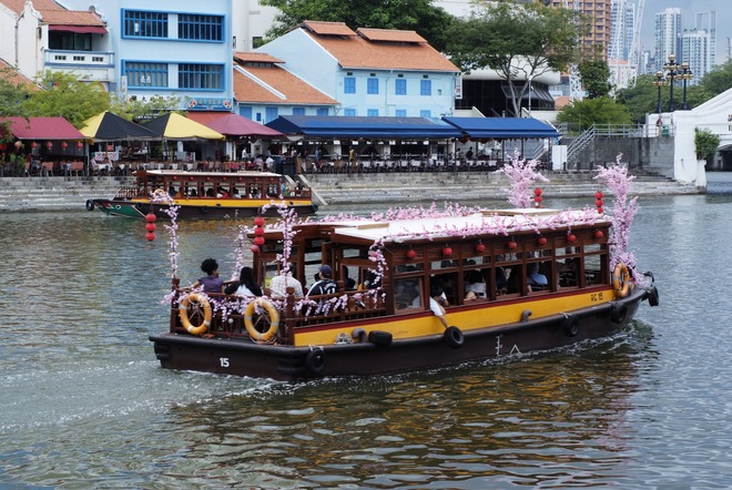 26-Day Osaka Nights, Taiwan & Southeast Asia