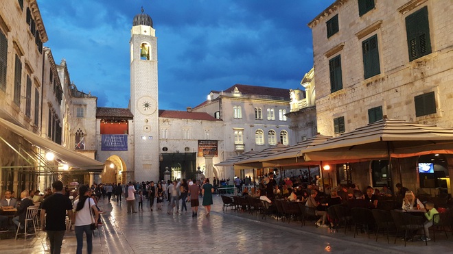 Sultry Greece & Croatia