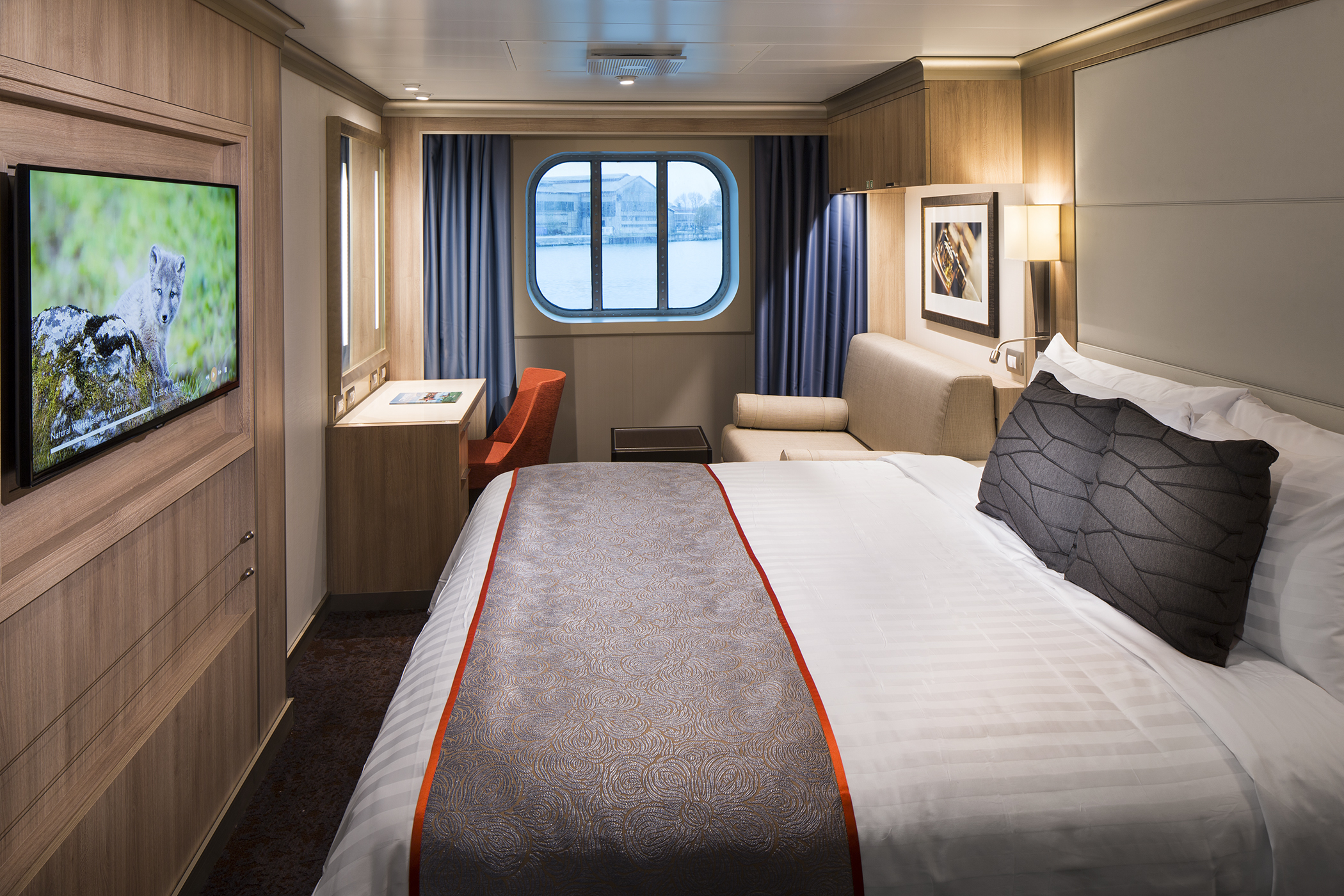 Holland America Line Koningsdam Ocean View ©Michel Verdure