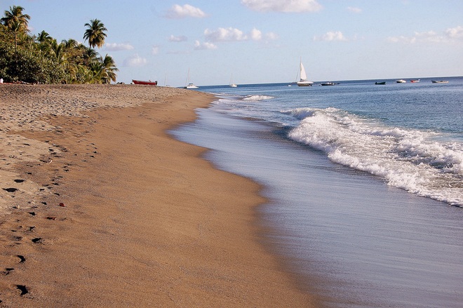 14-Day Exploring Boutique Yacht Harbors On Holiday