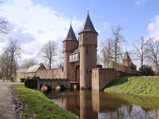 Best of Holland & Belgium (Christmas Time & New Year's Celebration Cruise)