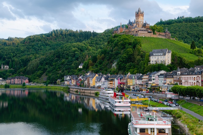 Europe’s Rivers & Castles