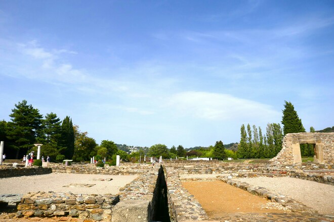 Burgundy, the River Rhône and Provence River Cruise