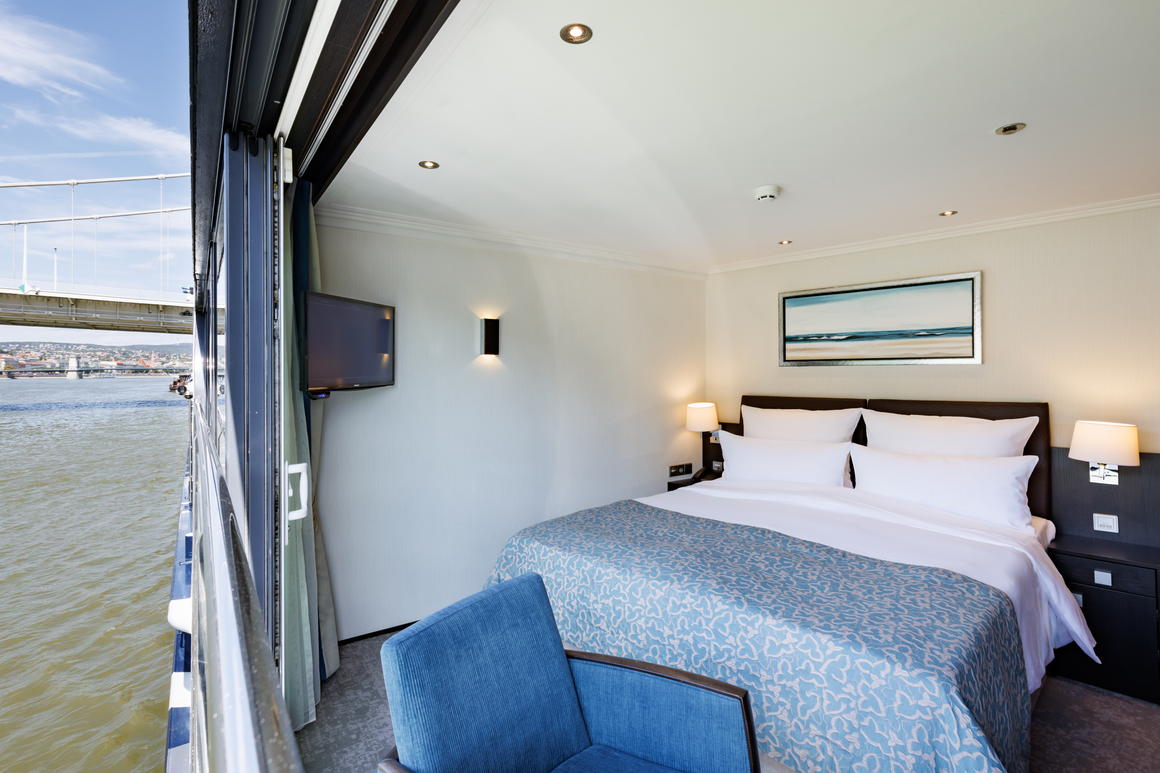 Avalon Waterways Avalon Tranquility Ii Panorama Suite 1 ©Bence Fejes
