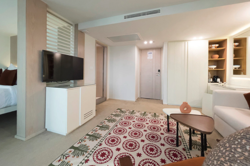 Deluxe Suite, photo 2