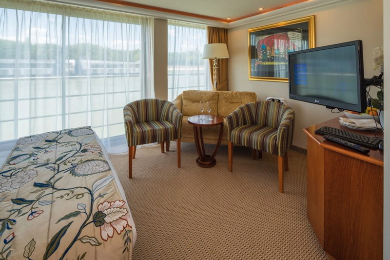 Category A+ Staterooms, photo 4