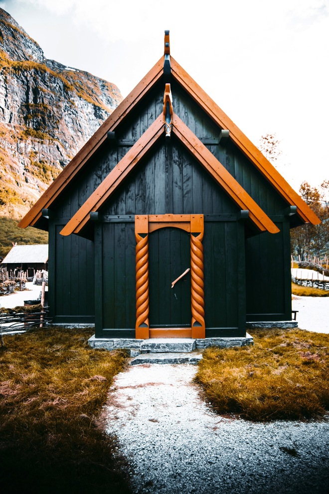 Scottish Isles and Norwegian Fjords Voyage – with Smithsonian Journeys