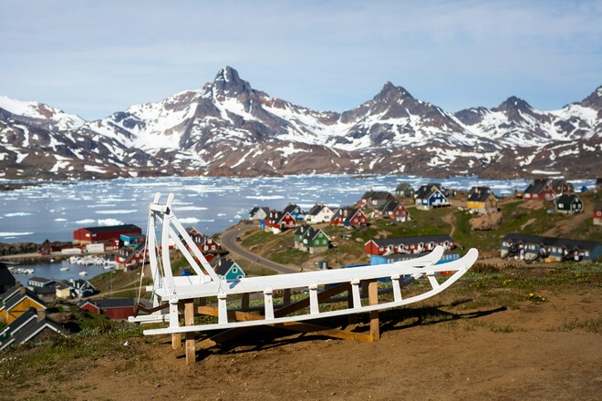 Expedition to the edge of the Ice Sheet