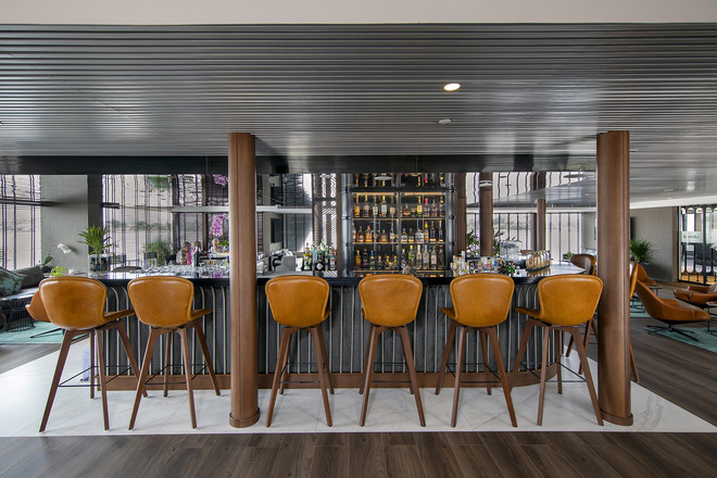 Horizon Bar & Lounge