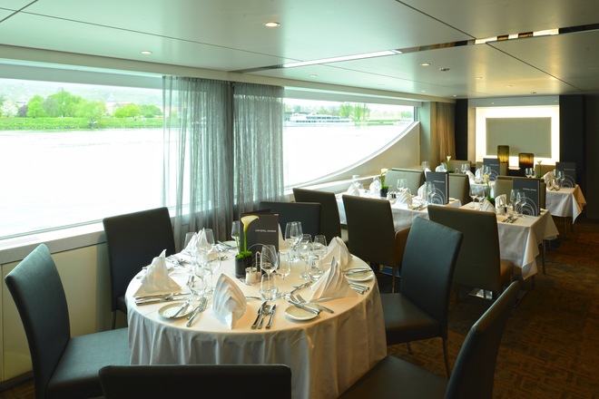 Crystal Dining