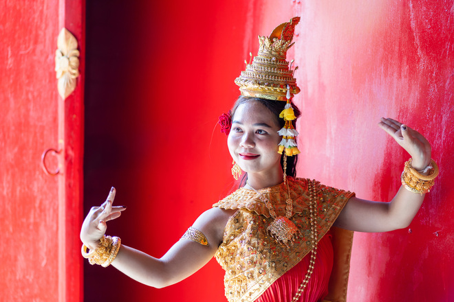 Khmer Dinner and Apsara Performance