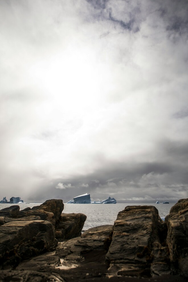Nuuk to Reykjavik