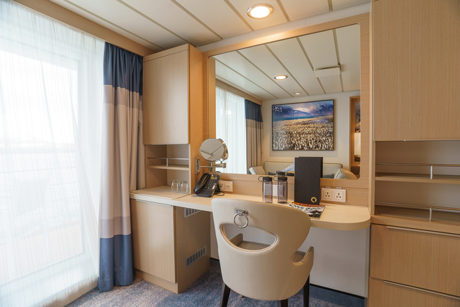 Veranda Suite