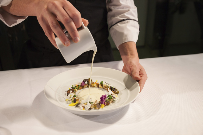 Lumière Restaurant & Champagne Bar